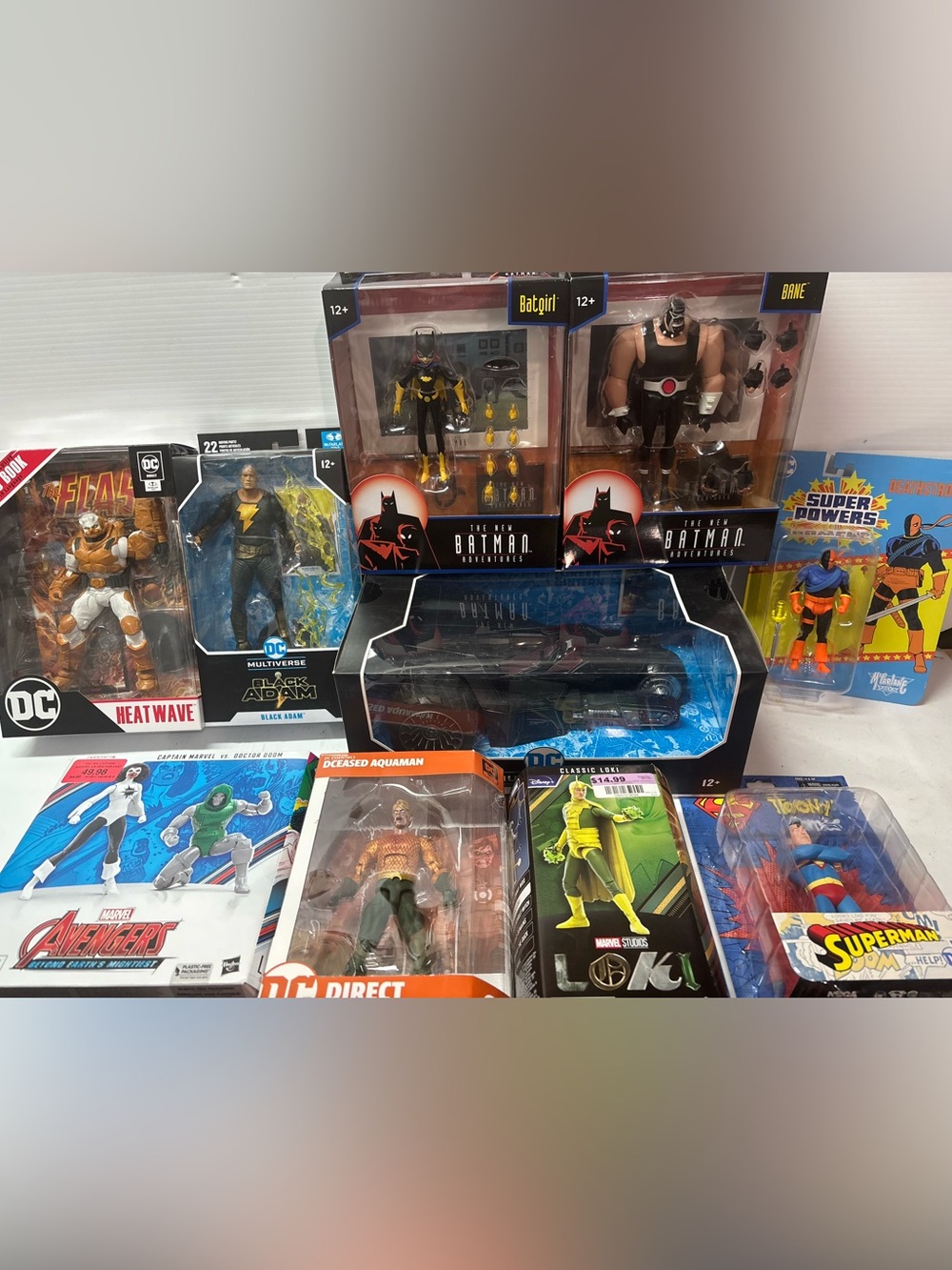 Lot 10 Figures DC Marvel McFarlane - Bat Raptor Bane Batgirl Doom Loki Superman